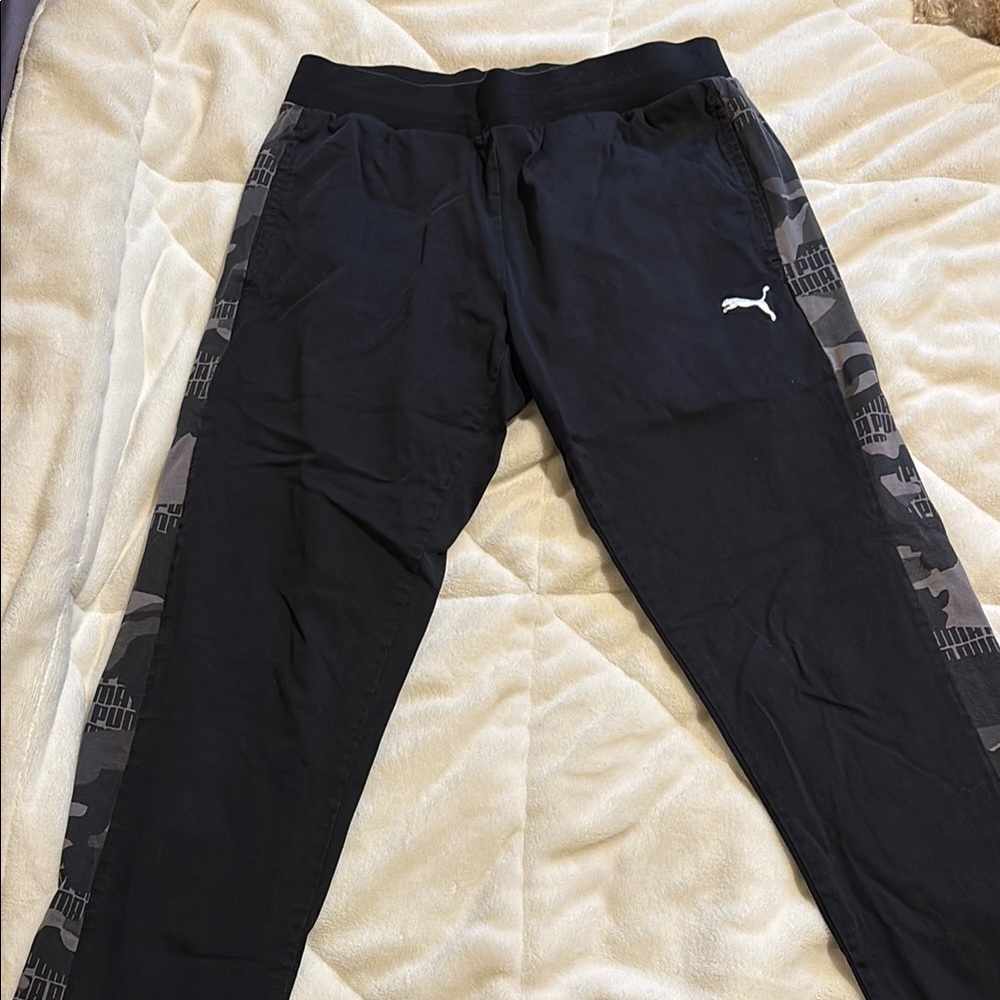 Puma Men's Black Jogger Pants